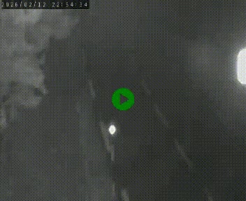 Caméra routière France - N102, au niveau du col de Montmirat à Saint-Etienne-du-Valdonnez à 1039 mètres d'altitude