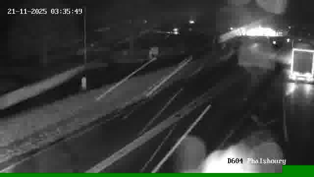 Webcam de surveillance sur D604 (France) à Phalsbourg, cadrée vers Phalsbourg, proposant une information routière utile aux déplacements quotidiens.