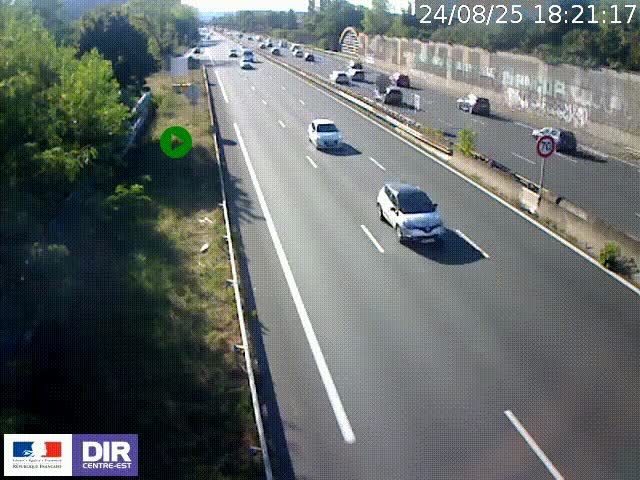 Webcam à Bron sur l'A43 à la jonction avec le boulevard périphérique de Lyon (D383). Vue orientée vers Lyon