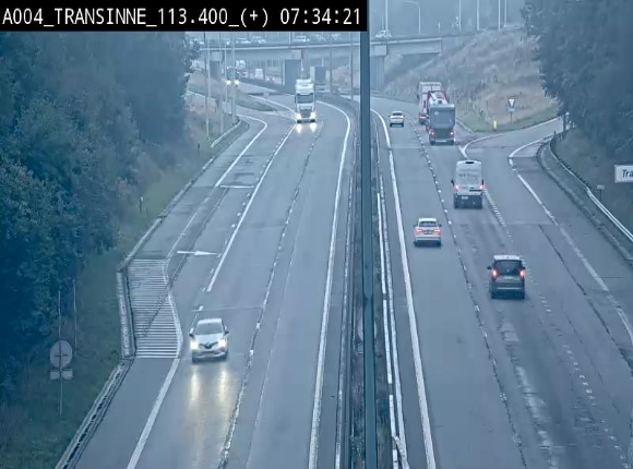 Webcam dans les Ardennes sur l'E411 à hauteur de Transinne. Vue orientée vers le sud de la Belgique