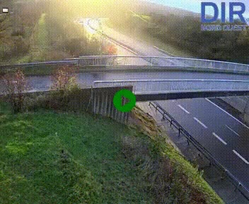 Webcam sur A84 à hauteur de Pont-Farcy, au niveau du pont autoroutier sur la Vire, au sud de Saint-Lô