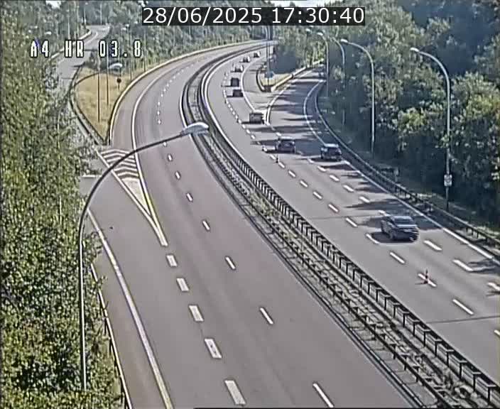 Webcam traffic A4 Luxembourg - BK 3.8 - Leudelange (direction Esch sur Alzette)