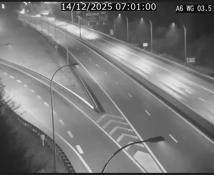 Traffic live webcam Luxembourg - Croix de Cessange - A6 - BK 3.5 - direction France/Allemagne