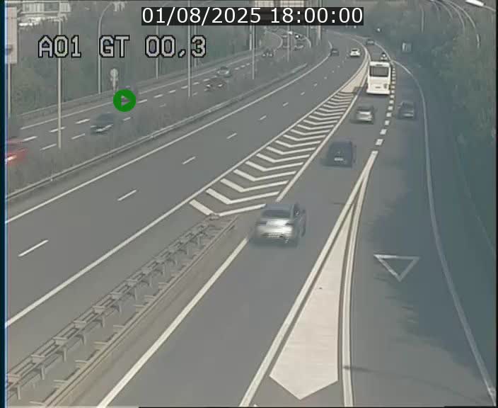 Traffic live webcam Luxembourg Croix de Gasperich - A1 direction Kirchberg - BK 0.3