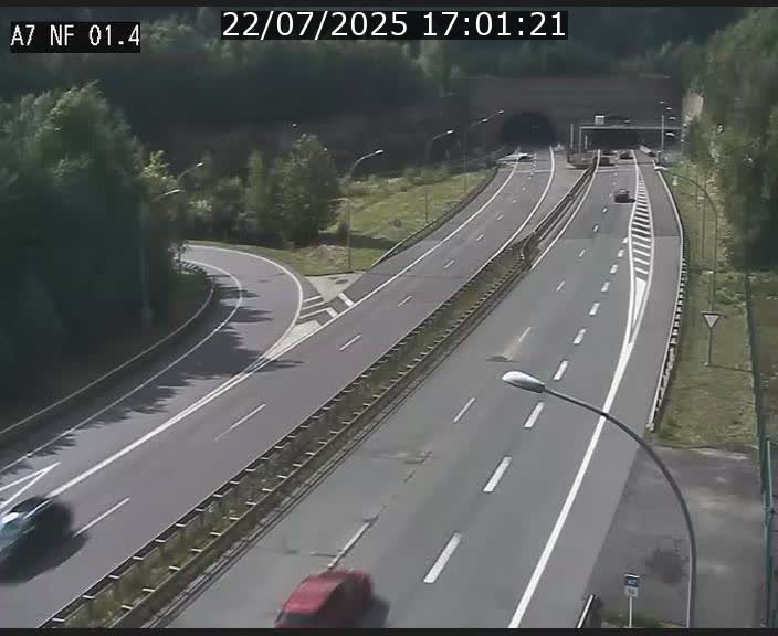 Caméra autoroute Luxembourg A7 - Echangeur Waldhaff - direction Tunnel Stafelter
