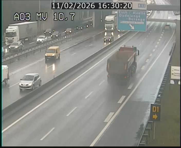 Traffic live webcam Luxembourg Croix de Bettembourg - A3 - BK 10.7 - direction France