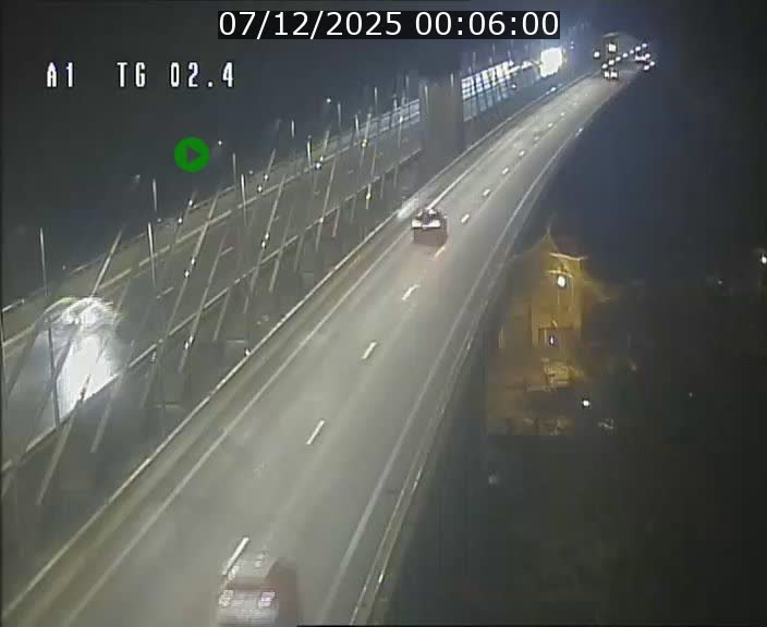 Traffic live webcam Luxembourg Sandweiler - A1 direction Luxembourg-ville - BK 2.4