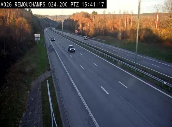Webcam E25/A26 à Aywalle, à hauteur de Spa. Vue orientée vers Liège