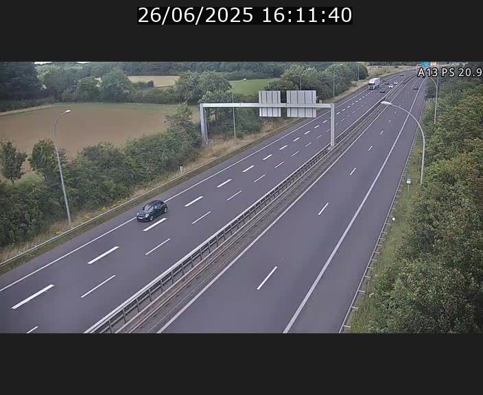 Traffic live webcam Luxembourg Croix de Bettembourg, rond-point d'Hellange - A13 direction Allemagne - BK 20.9
