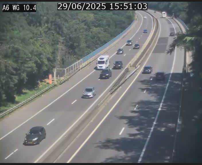 Traffic live webcam Luxembourg Mamer - A6 - BK 10.4 - direction Luxembourg/France/Allemagne
