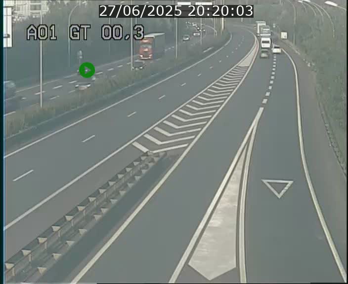 Traffic live webcam Luxembourg Croix de Gasperich - A1 direction Kirchberg - BK 0.3