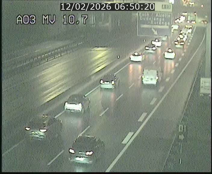 Traffic live webcam Luxembourg Croix de Bettembourg - A3 - BK 10.7 - direction France