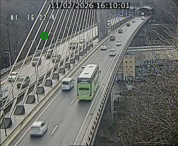 Traffic live webcam Luxembourg Sandweiler - A1 direction Luxembourg-ville - BK 2.4