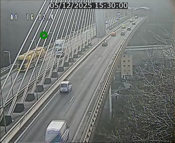 Traffic live webcam Luxembourg Sandweiler - A1 direction Luxembourg-ville - BK 2.4