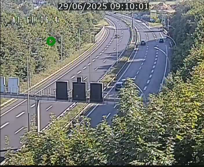 Traffic live webcam Luxembourg Hamm - A1 direction Sandweiler - BK 6.4