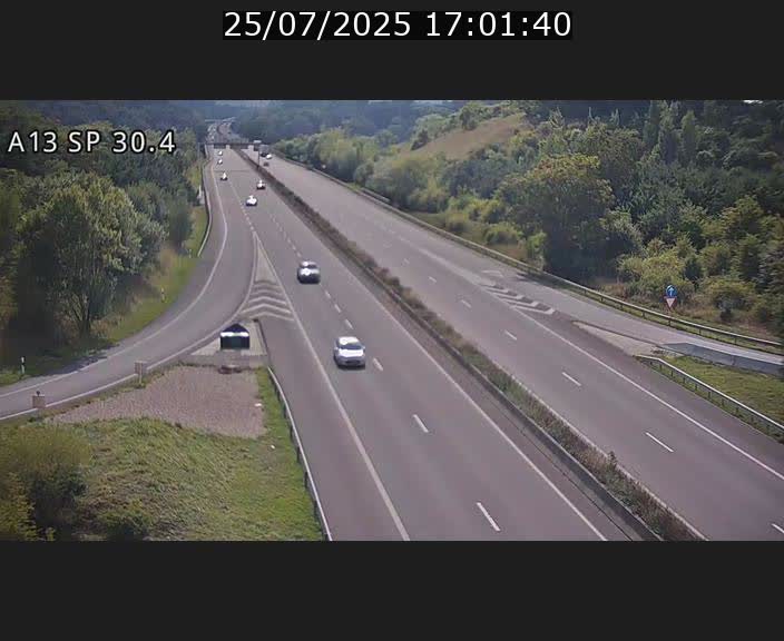 Traffic live webcam Luxembourg Altwies - A13 direction Luxembourg-ville - BK 30.4