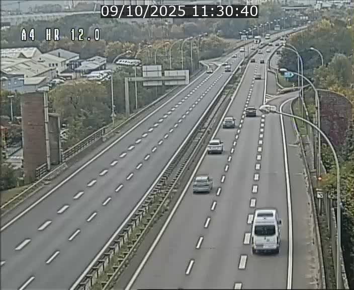Traffic live webcam Luxembourg Jonction Foetz - A4 - BK 12.0 - direction Esch sur Alzette