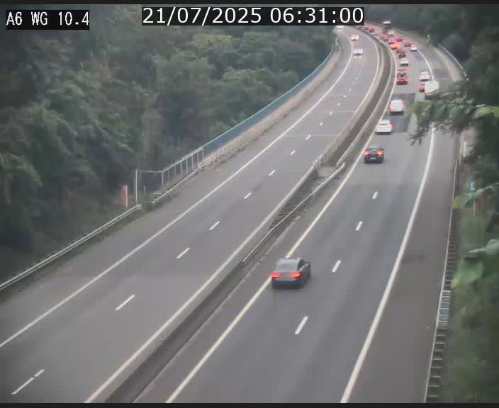 Traffic live webcam Luxembourg Mamer - A6 - BK 10.4 - direction Luxembourg/France/Allemagne