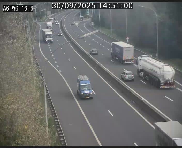 Traffic live webcam Luxembourg Aire de Capellen - A6 - BK 16.6 - direction Luxembourg/France/Allemagne