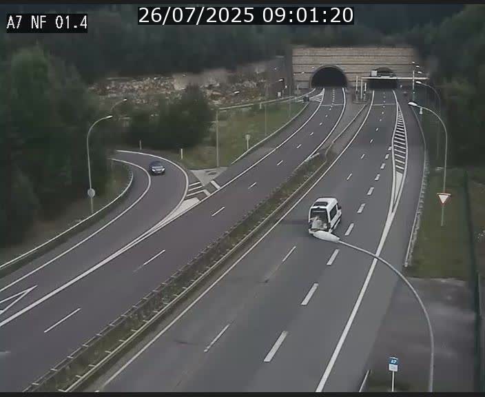 Caméra autoroute Luxembourg A7 - Echangeur Waldhaff - direction Tunnel Stafelter