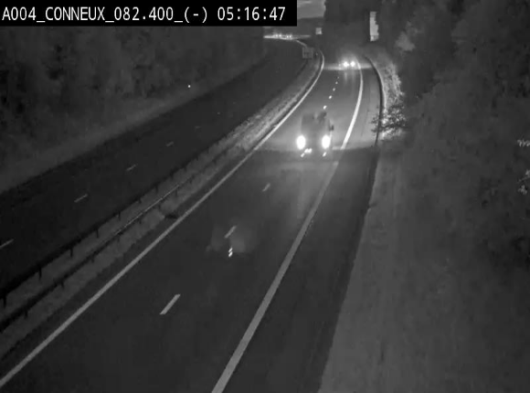 Webcam sur l'E411 avant les sorties 20 menant à Ciney, Dinant et Achêne. Vue orientée vers Namur