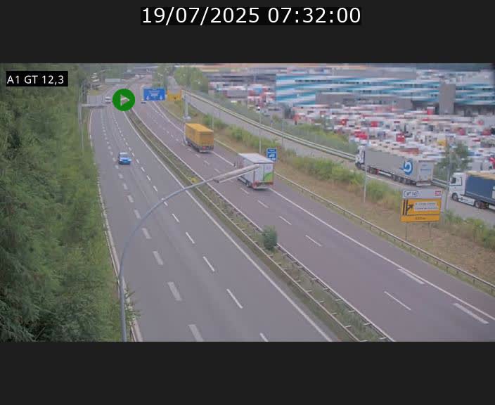 Traffic live webcam Luxembourg Senningerberg - A1 direction Allemagne - BK 12.3