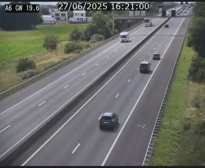 Traffic live webcam Luxembourg - Steinfort - A6 - BK 19.6 - direction Belgique
