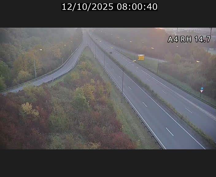 Traffic live webcam Luxembourg Jonction Lankelz - A4 - BK 14.7 - direction Luxembourg