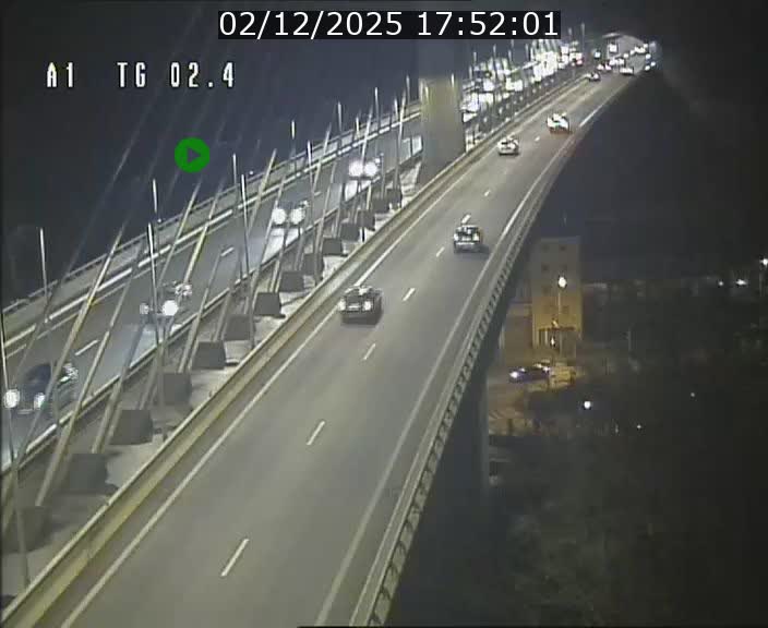 Traffic live webcam Luxembourg Sandweiler - A1 direction Luxembourg-ville - BK 2.4