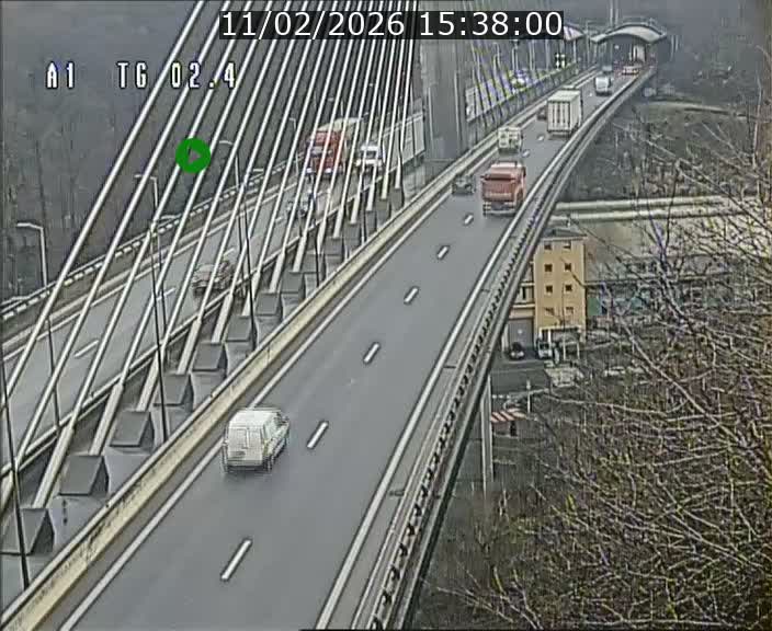 Traffic live webcam Luxembourg Sandweiler - A1 direction Luxembourg-ville - BK 2.4