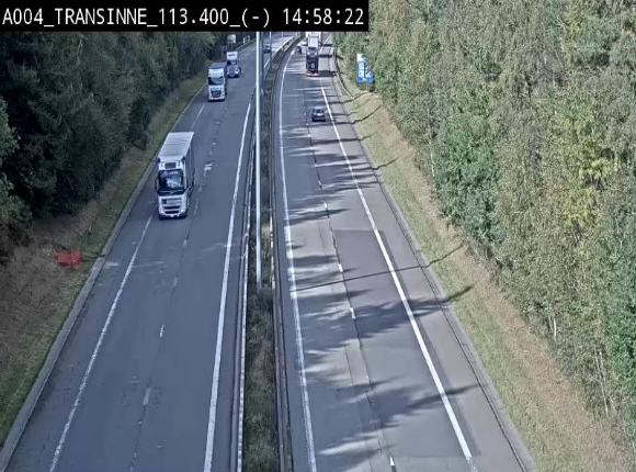 Caméra trafic E411 (A4) - Transinne direction Namur - BK 113.425