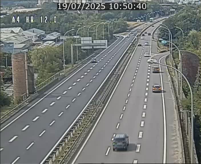 Traffic live webcam Luxembourg Jonction Foetz - A4 - BK 12.0 - direction Esch sur Alzette