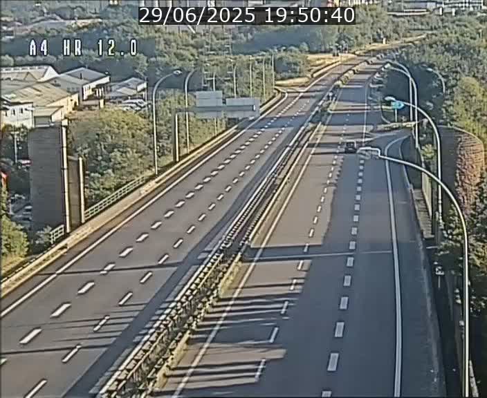 Traffic live webcam Luxembourg Jonction Foetz - A4 - BK 12.0 - direction Esch sur Alzette