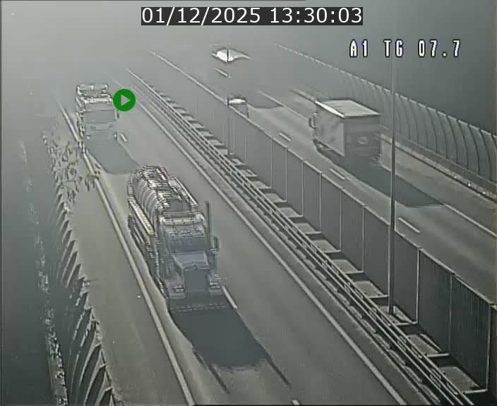 Traffic live webcam Luxembourg Kirchberg - A1 direction Luxembourg-ville - BK 7.7