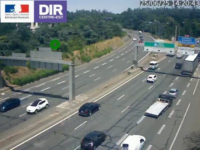 Caméra de circulation routière sur le boulevard périphérique Laurent Bonnevay de Lyon (D383) à hauteur de Bron, avant la jonction avec l'A43. Vue orientée vers l'échangeur