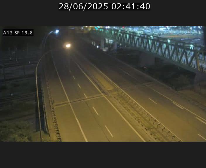 Traffic live webcam Luxembourg Croix de Bettembourg - A13 direction Esch-sur-Alzette - BK 19.8