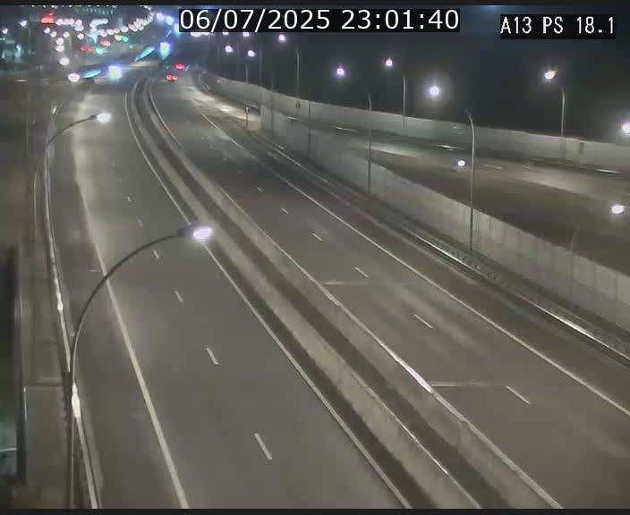 Traffic live webcam Luxembourg Dudelange - A13 direction Croix de Bettembourg - BK 18.1
