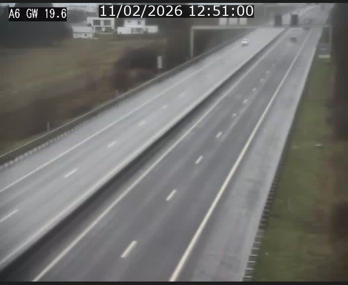 Traffic live webcam Luxembourg - Steinfort - A6 - BK 19.6 - direction Belgique
