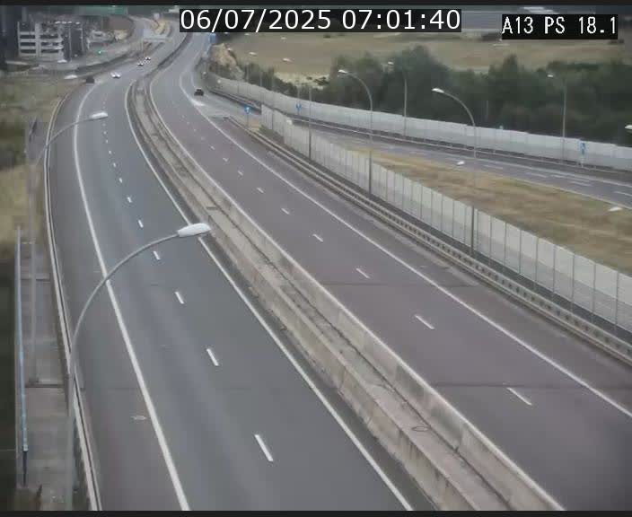 Traffic live webcam Luxembourg Dudelange - A13 direction Croix de Bettembourg - BK 18.1