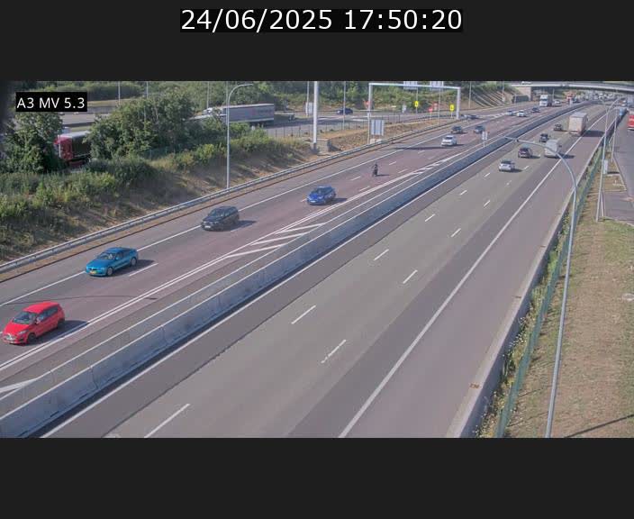 Webcam à l'Aire de Berchem au Luxembourg sur l'A3. Vue orientée vers la France