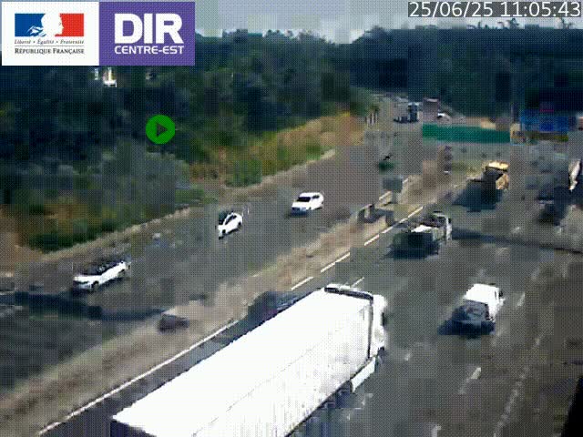 Caméra de circulation routière sur le boulevard périphérique Laurent Bonnevay de Lyon (D383) à hauteur de Bron, avant la jonction avec l'A43. Vue orientée vers l'échangeur