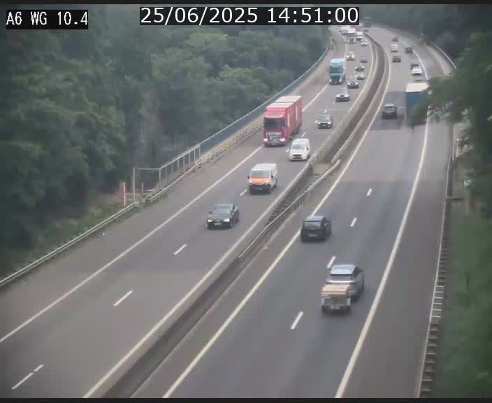 Traffic live webcam Luxembourg Mamer - A6 - BK 10.4 - direction Luxembourg/France/Allemagne