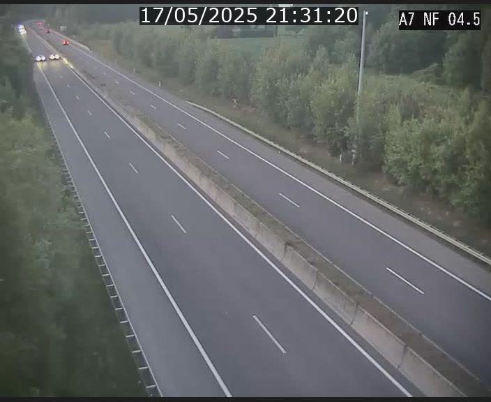Caméra autoroute Luxembourg A7 - Passage à gibier Rëngelbour - direction Tunnel Grouft