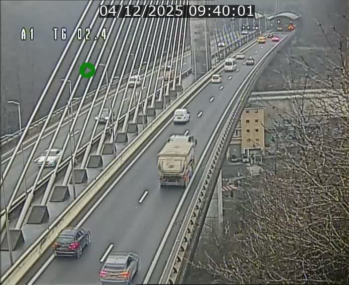 Traffic live webcam Luxembourg Sandweiler - A1 direction Luxembourg-ville - BK 2.4