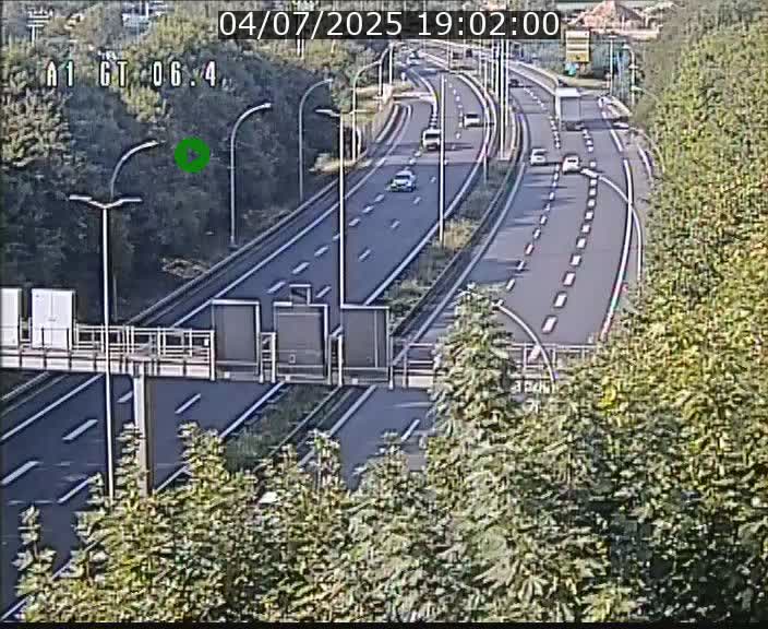 Traffic live webcam Luxembourg Hamm - A1 direction Sandweiler - BK 6.4