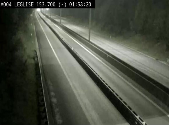Webcam autoroute A4 (E411-E25) à Léglise, avant la jonction avec la N40. Vue orientée vers Bruxelles