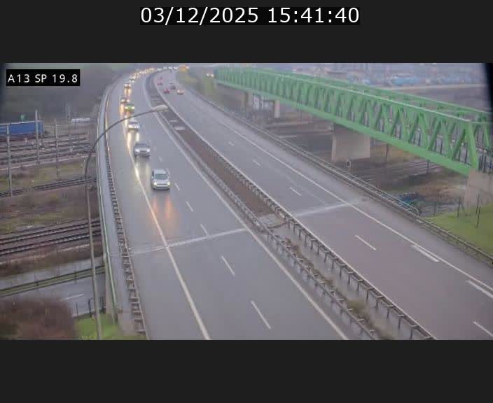 Traffic live webcam Luxembourg Croix de Bettembourg - A13 direction Esch-sur-Alzette - BK 19.8