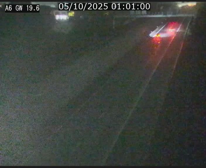 Traffic live webcam Luxembourg - Steinfort - A6 - BK 19.6 - direction Belgique