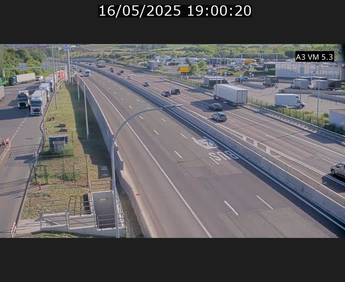 Traffic live webcam Luxembourg Aire de Berchem - A3 - BK 5 - direction France