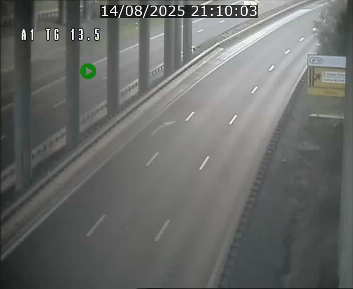 Traffic live webcam Luxembourg Senningen - A1 direction Luxembourg - BK 13.5